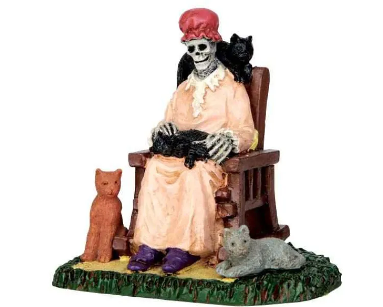Lemax 62428 - Former Cat Lady - Spooky Town Figurines* Lemax Spooky Town Figurines