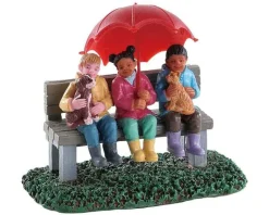 Lemax 82577 - Rainy Day With Friends - Figurines* Lemax Figurines