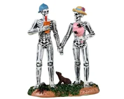 Lemax 32194 - Spooky Carnival Date - Spooky Town Figurines* Lemax Spooky Town Figurines